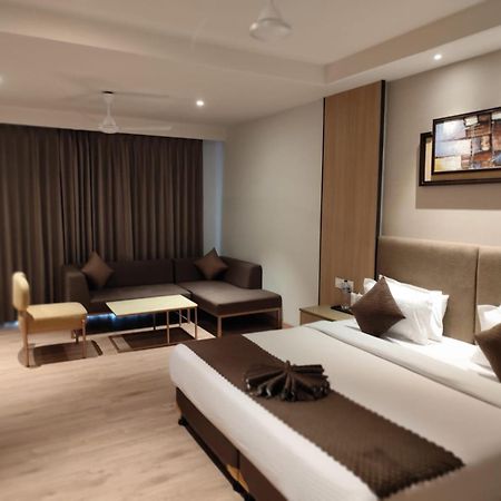 Anntilia Inn Ludhiana Dış mekan fotoğraf