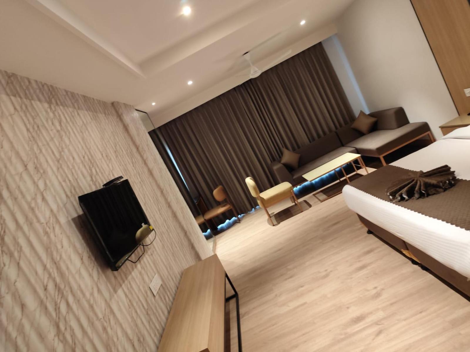 Anntilia Inn Ludhiana Dış mekan fotoğraf